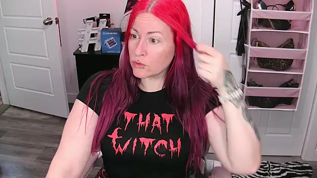 Snapshot of gennyrock chatting on June 2026 02:30:01 PM gennyrock online show from June 2026 02:30:01 PM