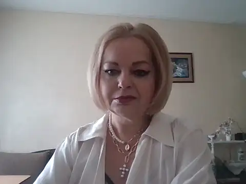 Snapshot of SofiyaPetrova chatting on October 2025 11:42:01 AM SofiyaPetrova online show from October 2025 11:42:01 AM