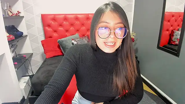 MiaWils  online show from January 2025 10:19:01 PM