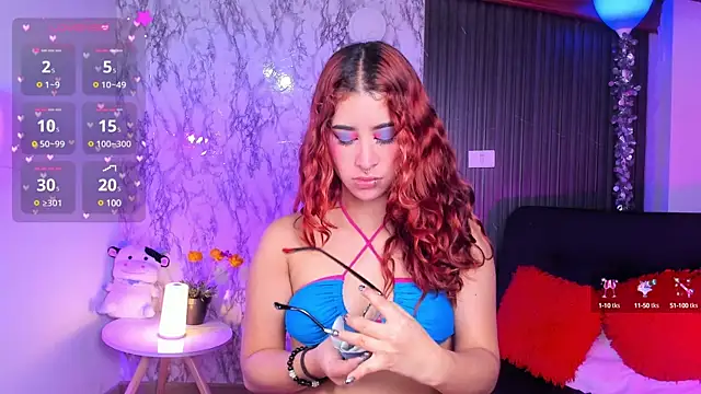 Snapshot of chloe_blue chatting on January 2025 11:54:02 AM chloe blue online show from January 2025 11:54:02 AM