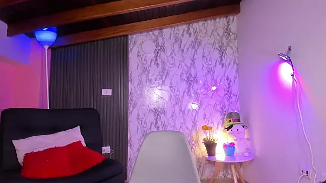 chloe blue online show from October 2025 11:33:02 AM