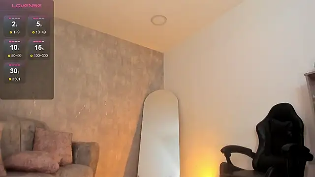 miacoopersx online show from October 2025 01:03:02 PM