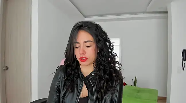 susana monroy online show from February 2025 07:24:02 PM