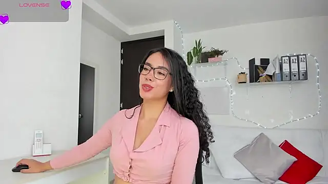 Snapshot of susana_monroy chatting on June 2026 07:07:01 PM susana monroy online show from June 2026 07:07:01 PM