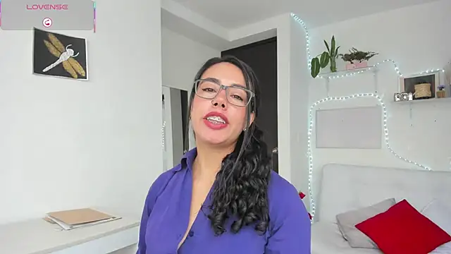 Snapshot of susana_monroy chatting on July 2026 07:01:01 PM susana monroy online show from July 2026 07:01:01 PM