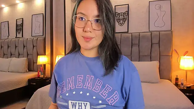 sweet--emily online show from December 2024 09:28:01 AM