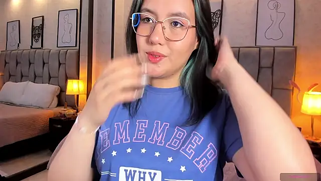 sweet--emily online show from December 2024 07:07:02 AM