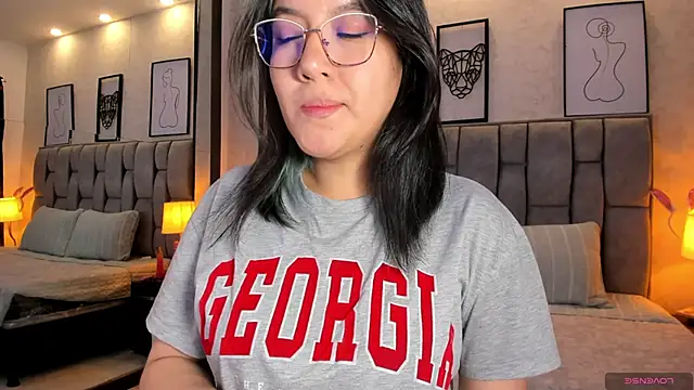 sweet--emily online show from December 2024 11:11:02 AM