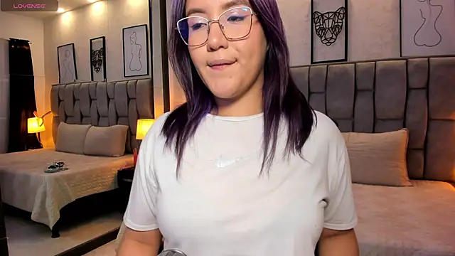 sweet--emily online show from February 2025 04:17:02 AM