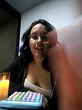 sweet--emily online show from October 2025 06:47:01 AM