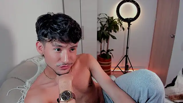 dimitri targaryen online show from January 2025 03:22:01 AM