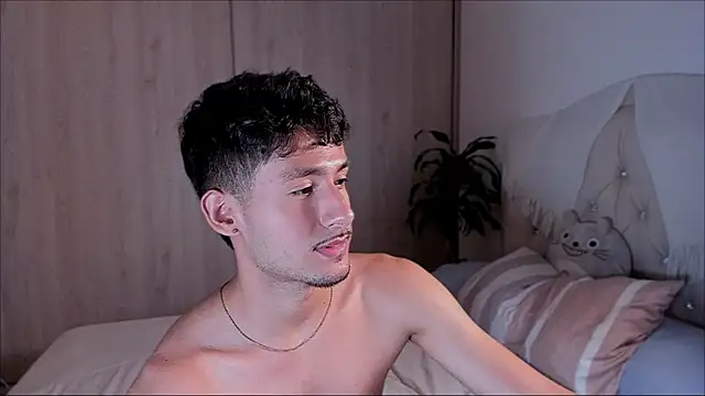 dimitri targaryen online show from September 2025 11:59:02 PM