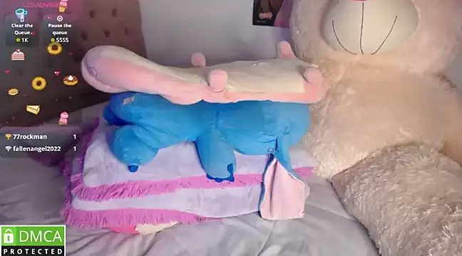 Snapshot of KittyHot20 chatting on March 2025 04:14:01 AM KittyHot20 online show from March 2025 04:14:01 AM