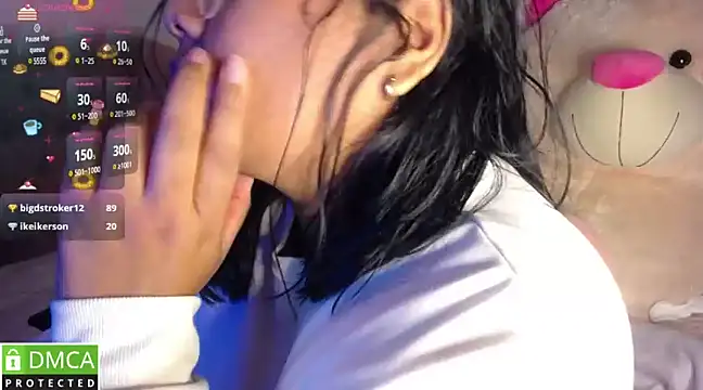 Snapshot of KittyHot20 chatting on March 2025 08:10:02 AM KittyHot20 online show from March 2025 08:10:02 AM