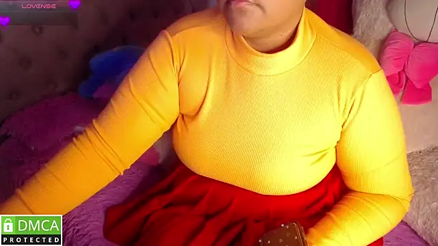 Snapshot of KittyHot20 chatting on October 2025 09:05:02 PM KittyHot20 online show from October 2025 09:05:02 PM