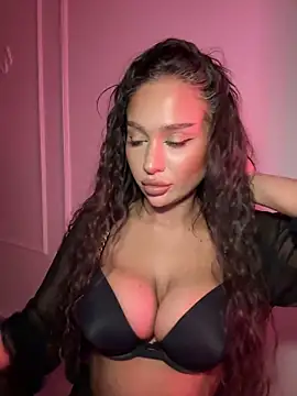 CardiSweetBaby online show from November 2025 05:40:02 PM