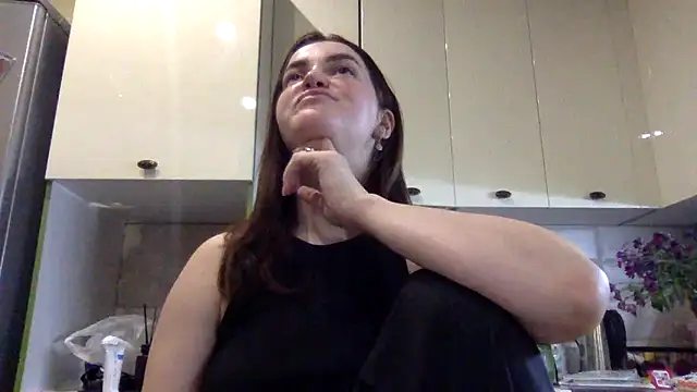 Karolina llove online show from September 2025 09:16:02 PM