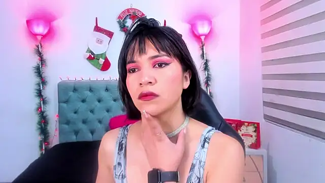 lina bedoya  online show from December 2024 11:43:02 AM