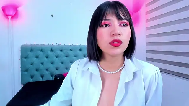 lina bedoya  online show from January 2025 11:52:01 AM