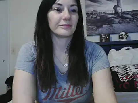 CrystalLakeXO online show from February 2025 09:33:01 AM