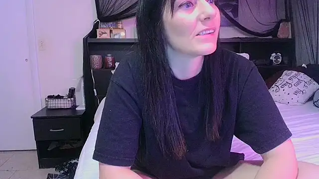 CrystalLakeXO online show from April 2026 06:27:01 AM