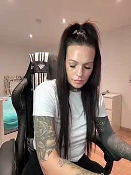 AileenInkOfficial online show from January 2025 03:55:01 PM