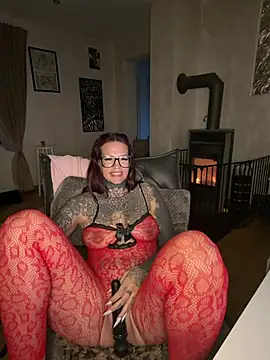 AileenInkOfficial online show from April 2026 06:24:02 PM