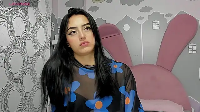 Snapshot of Lesly_sexy4u chatting on February 2025 04:14:02 AM Lesly sexy4u online show from February 2025 04:14:02 AM