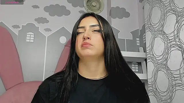 Snapshot of Lesly_sexy4u chatting on March 2025 03:53:02 AM Lesly sexy4u online show from March 2025 03:53:02 AM