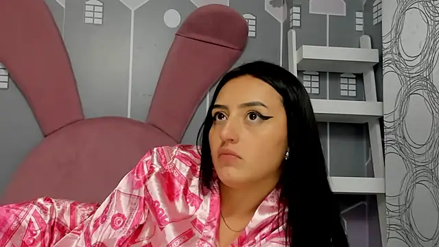 Snapshot of Lesly_sexy4u chatting on March 2025 07:00:02 AM Lesly sexy4u online show from March 2025 07:00:02 AM