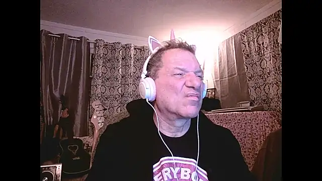 Snapshot of coryassman chatting on December 2024 12:39:02 PM coryassman online show from December 2024 12:39:02 PM