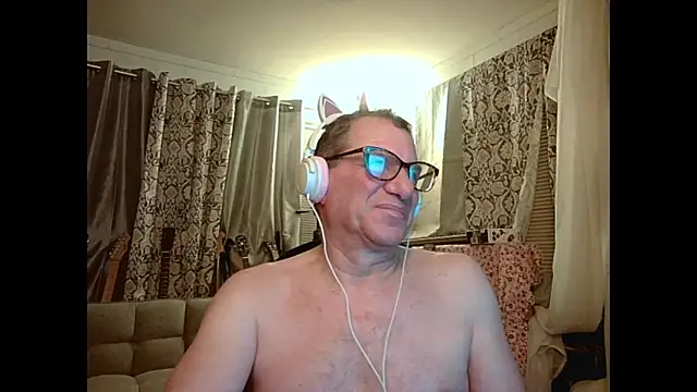 Snapshot of coryassman chatting on February 2025 02:24:01 PM coryassman online show from February 2025 02:24:01 PM