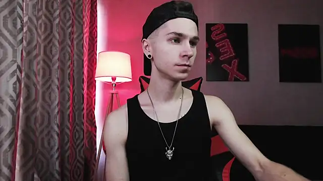 Snapshot of Joseph__Quinn chatting on November 2025 07:08:02 AM Joseph Quinn online show from November 2025 07:08:02 AM