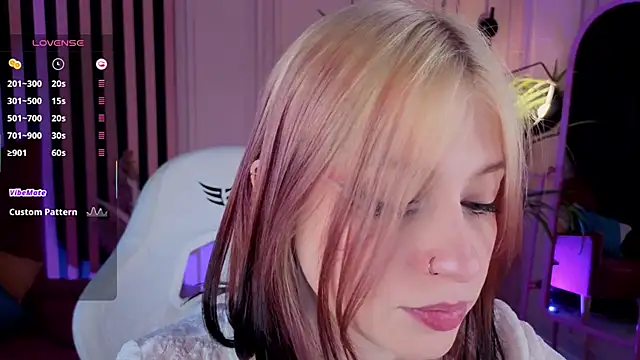 arielabradberry online show from September 2025 12:27:02 PM