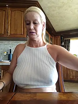 Snapshot of Lotus-blume1 chatting on September 2025 08:16:01 AM Lotus-blume1 online show from September 2025 08:16:01 AM
