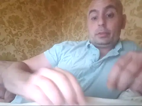 Basszos88i online show from October 2025 05:13:02 PM