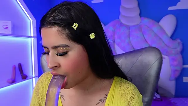 miss romyna online show from December 2024 05:55:01 AM
