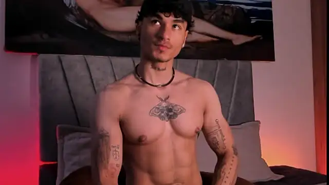 Thomas Fit1 online show from November 2025 05:24:01 PM