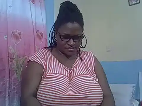 Snapshot of sexy_bigboobss chatting on March 2025 12:35:02 PM sexy bigboobss online show from March 2025 12:35:02 PM