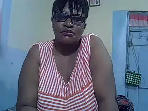 Snapshot of sexy_bigboobss chatting on September 2025 06:43:02 PM sexy bigboobss online show from September 2025 06:43:02 PM