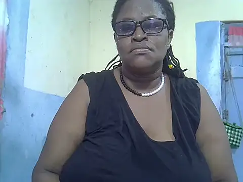 Snapshot of sexy_bigboobss chatting on October 2025 09:13:02 AM sexy bigboobss online show from October 2025 09:13:02 AM