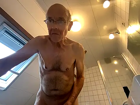 Snapshot of martxxxxx chatting on October 2025 10:27:01 AM martxxxxx online show from October 2025 10:27:01 AM