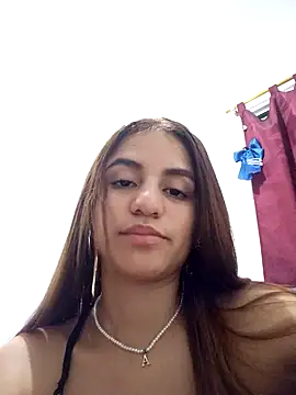 Snapshot of AnthonelaDuque chatting on January 2025 02:41:01 AM AnthonelaDuque online show from January 2025 02:41:01 AM
