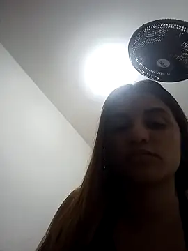 Snapshot of AnthonelaDuque chatting on January 2025 12:42:02 AM AnthonelaDuque online show from January 2025 12:42:02 AM