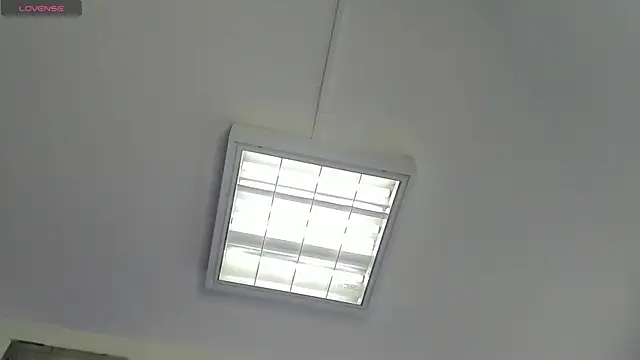 AnthonelaDuque online show from September 2025 11:48:01 AM