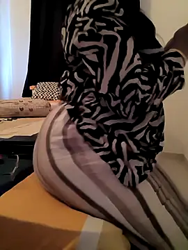 Selina 6 online show from December 2024 02:04:01 AM