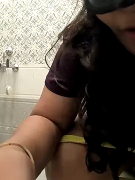 Selina 6 online show from January 2025 11:51:01 PM