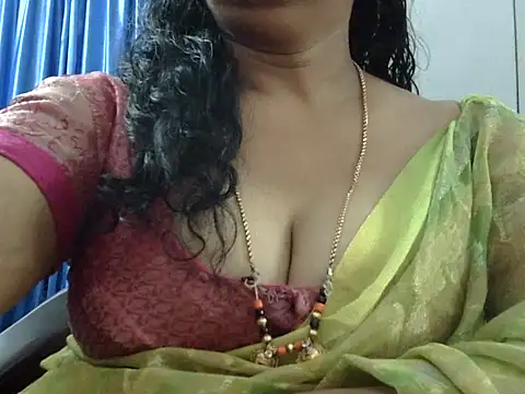 Snapshot of Vijji-telugu chatting on September 2025 04:23:02 AM Vijji-telugu online show from September 2025 04:23:02 AM