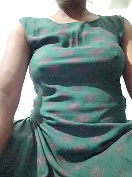 rituporna2004 online show from April 2026 04:56:02 PM