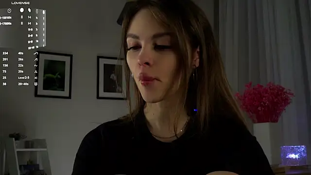 KarinBates online show from March 2025 03:13:02 PM